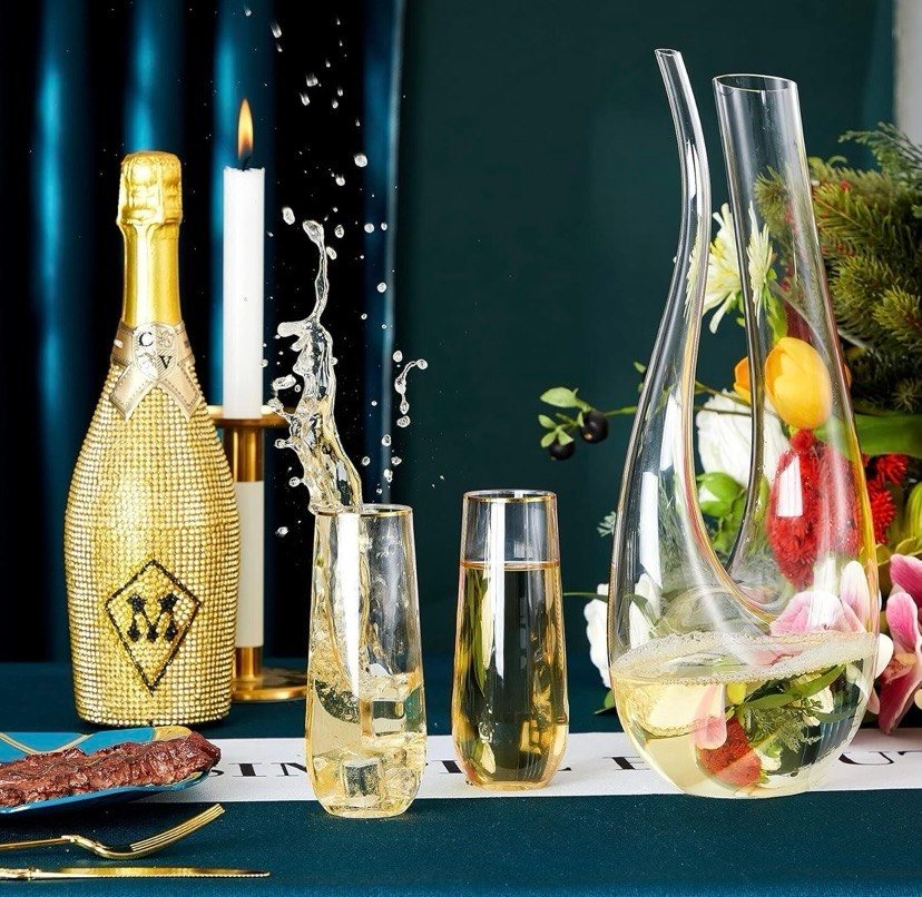 N9R 36 copas de champán de plástico, 9 onzas, desechables con borde dorado, vasos de tostado con borde dorado, vasos de cóctel transparentes inastillables, ideales para fiestas, bodas, cumpleaños Gold Rim, Fancy Wine & Cocktail Cups, Shatterproof, BPA-Free, for Party, Wedding, Birthday, Bar, Bridal Shower & Toasting - Imagen 5